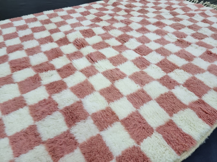 GORGEOUS BENIOURAIN RUG, Moroccan Wool Rug , Salmon Pink And White Rug, Handmade Rug, Handwoven Rug, Checkered Rug, Berber Rug, Area Rug