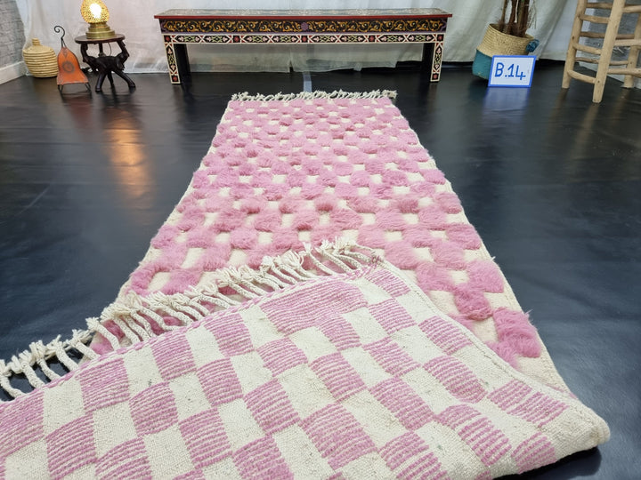 STUNNIG BENIOURAIN RUG, Moroccan Handmade Rug , Pink Rug, Berber Wool Rug, Berber Rug, Checkered Rug, Berber Rug, Handwoven Rug, Area Rug