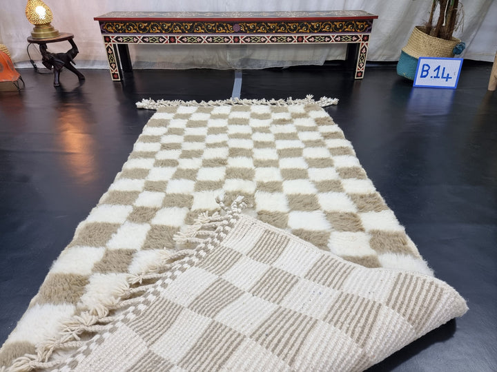 AMAZING BENIOURAIN RUG, Moroccan Handmade Rug , Beige Rug, Berber Wool Rug, Berber Rug, Checkered Rug, Berber Rug, Handwoven Area Rug