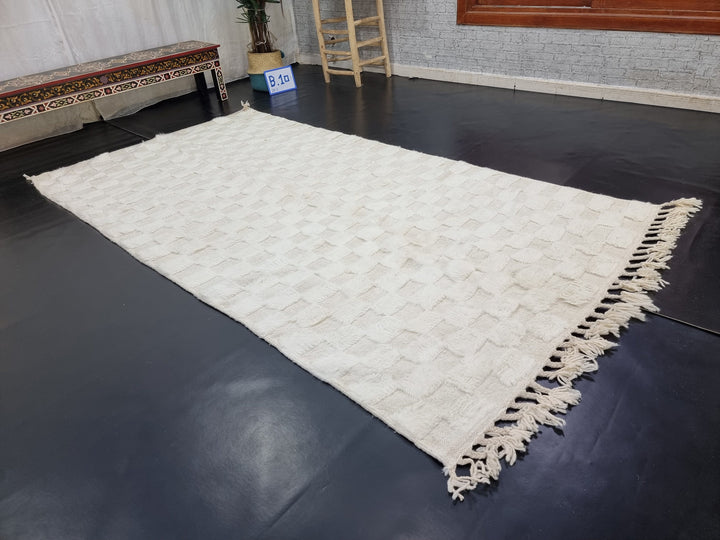 STUNNING BENIOURAIN RUG, Moroccan Handmade Rug , White Rug, Berber Wool Rug, Berber Rug, Checkered Rug, Berber Rug, Handwoven Area Rug