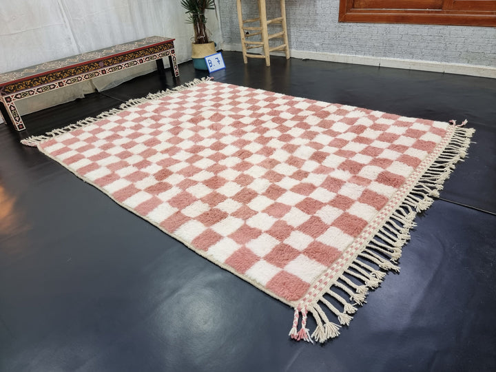 GORGEOUS BENIOURAIN RUG, Moroccan Wool Rug , Salmon Pink And White Rug, Handmade Rug, Handwoven Rug, Checkered Rug, Berber Rug, Area Rug