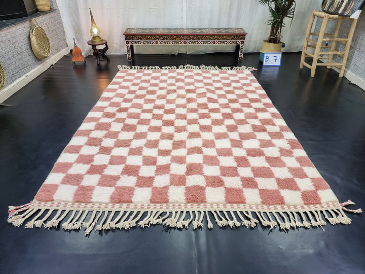 GORGEOUS BENIOURAIN RUG, Moroccan Wool Rug , Salmon Pink And White Rug, Handmade Rug, Handwoven Rug, Checkered Rug, Berber Rug, Area Rug