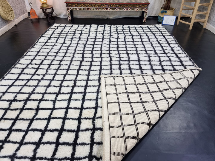 UNIQUE BENIOURAIN RUG, Moroccan Rug , Black And WhiteRug, Checkered Rug, Handmade Rug, Handwoven Rug, Area Rug, Bohemian Rug, Boho Rug