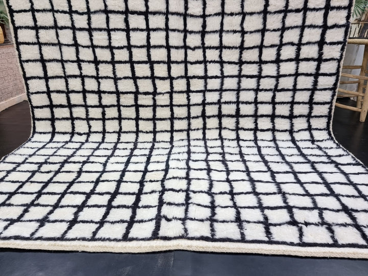 UNIQUE BENIOURAIN RUG, Moroccan Rug , Black And WhiteRug, Checkered Rug, Handmade Rug, Handwoven Rug, Area Rug, Bohemian Rug, Boho Rug