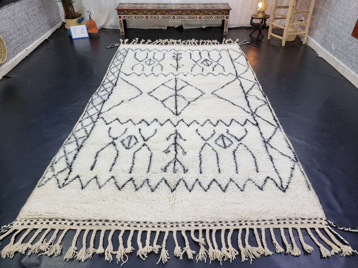 PRETTY BENIOURAIN RUG, Handmade Rug , Black  White Rug, Berber Rug, Geometric Rug, White Rug, Area Rug, Handwoven rug, Berber Symbol Rug