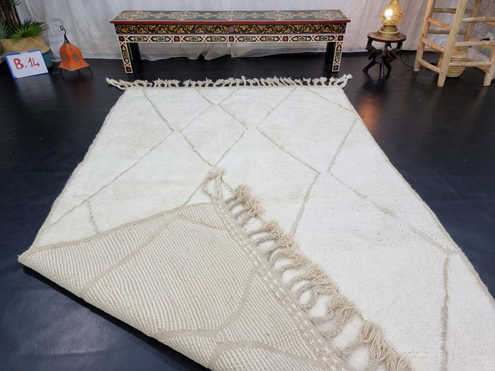 CUTE BENIOURAIN RUG, Moroccan Rug , White Rug, Grooved Rug, Berber Rug, Geometric Rug, Handwoven Rug, Plain Rug, Area Rug, Handmade Rug