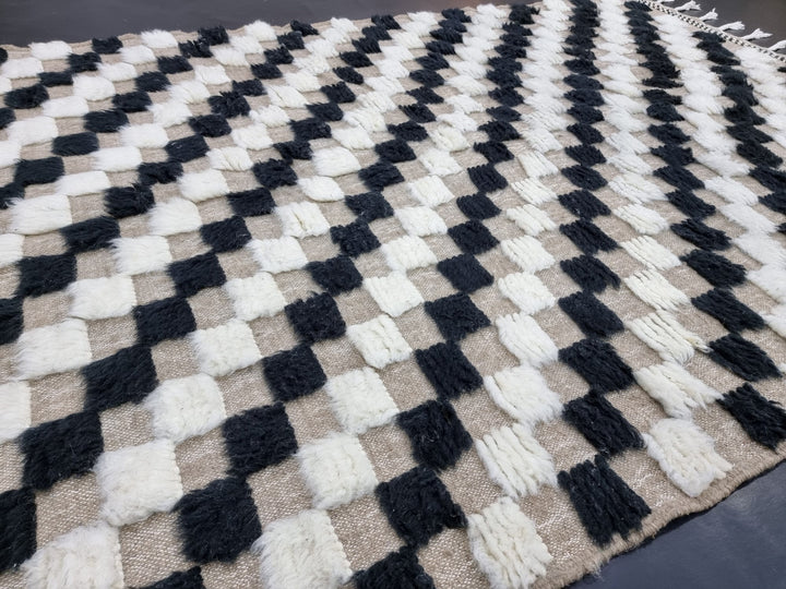 UNIQUE BENIOURAIN RUG, Handmade Wool Rug, Moroccan Rug, Black, White  Pale Brown Rug, Checkered Rug, Handwoven Rug, Area Rug, Berber Carpet