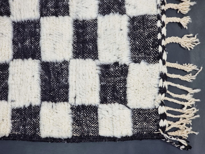 STUNNING MOROCCAN RUG, Beniourain Rug , Black  White Rug, Checkered Rug, Handmade Rug, Area Rug, Handwoven Rug, Berber Rug, Boho Rug