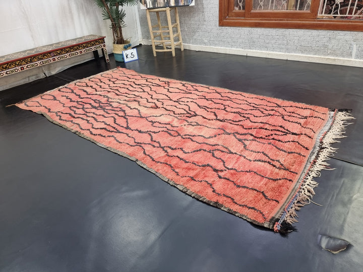 benimguiled rug, faded red rug, abstract moroccan rug, handmade rug, baluch wool rug, berber rug, bohemian rug, black and red rug