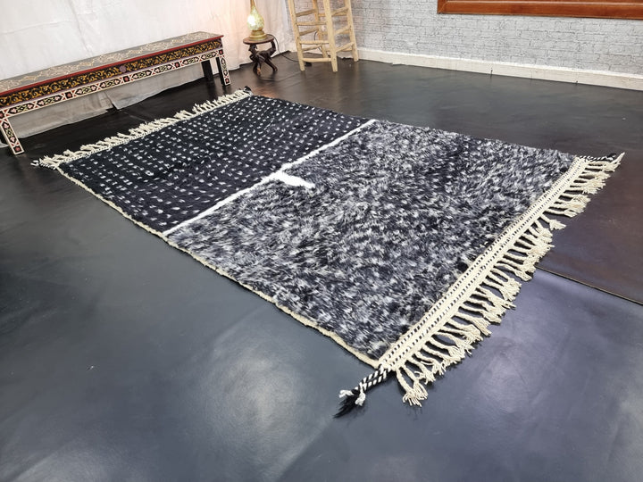 AMAZING BENIOURAIN RUG, Handmade Rug , Black  White Rug, Berber Rug, Dotted Rug, Tribal Rug, Area Rug, Handwoven rug, Sheep Wool Rug