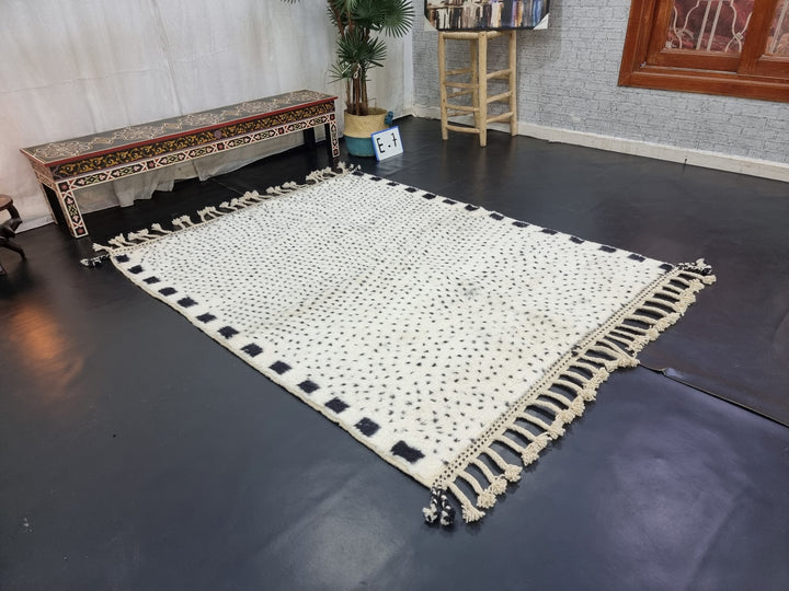 AUTHENTIC BENIOURAIN RUG, Moroccan Rug , Black  White Rug, Tribal Wool Rug, Berber Rug, Scandinavian Rug, Handwoven Rug, Polka Dot Rug