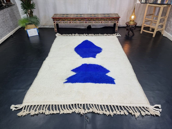 STUNNING BENIOURAIN RUG, Moroccan Rug , Royal Blue  White Rug, Tribal Rug, Berber Rug, Abstract Rug, Handwoven Rug, Area Rug, Wool Rug .