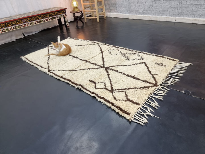 original  rug, moroccan  ,berber rug, geometric rug, white and brown rug,  beni ouarain rug, area rug, sheep wool rug