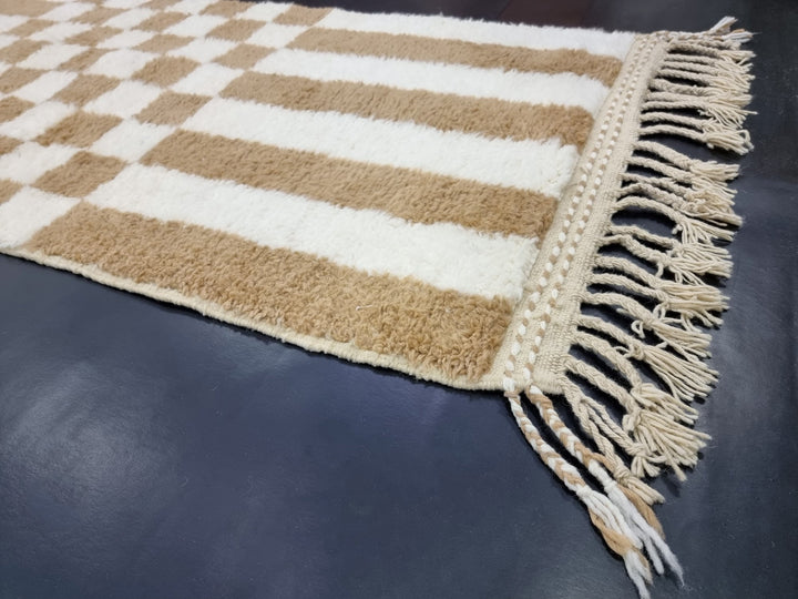 BENI OUARAIN RUG, Gorgeous Moroccan Rug , Wool Rug, Checkered Rug, Authentic Wool Carpet,Dark Beige Rug, Handmade Checks Rug, Area Rug