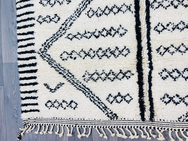 Amazing Beni Ourain Rug  FT  White and Black Moroccan Rug Berber Area Rug 