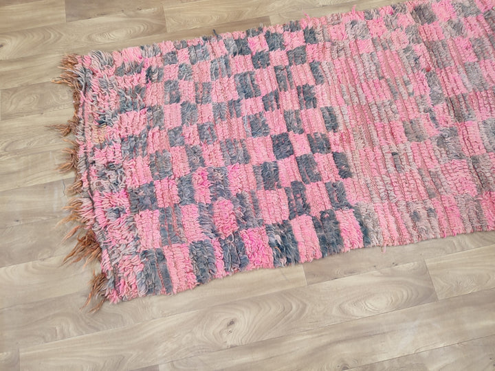 berber moroccan rug,  tribal runner rug, checkered handmade rug, authentic moroccan carpet, berber wool rug, pink  gray checker rug.