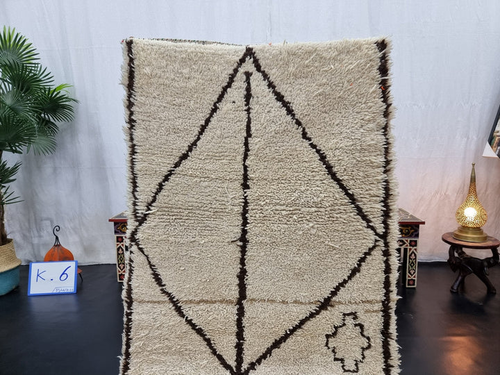 original  rug, moroccan  ,berber rug, geometric rug, white and brown rug,  beni ouarain rug, area rug, sheep wool rug