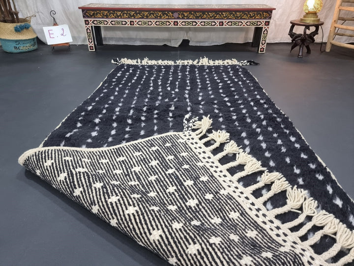 GORGEOUS BENIOURAIN RUG, Moroccan Handmade Rug , Black And White Rug, Wool Rug, Berber Rug, Dotted Wool Rug, Tribal Carpet, Handwoven Rug