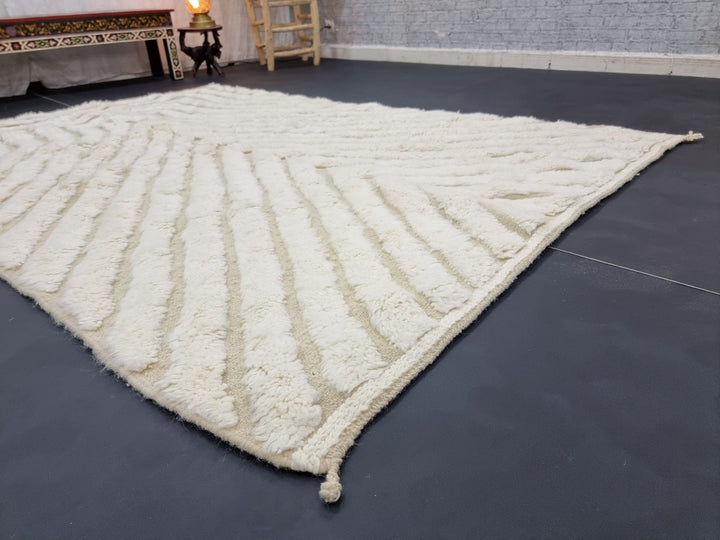 AMAZING BENIOURAIN RUG, Handmade Wool Rug, Moroccan Rug , White Rug, Striped Wool Rug, Handwoven Rug, Berber Rug, Area Rug, Tufted Rug