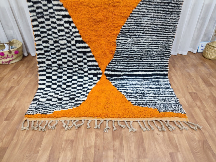 GORGEOUS BOUJAAD RUG, Moroccan Handmade Rug, Custom Sheep Wool Rug, Abstract Berber Rug, Orange And Black Carpet, Tribal Boujaad Rug.