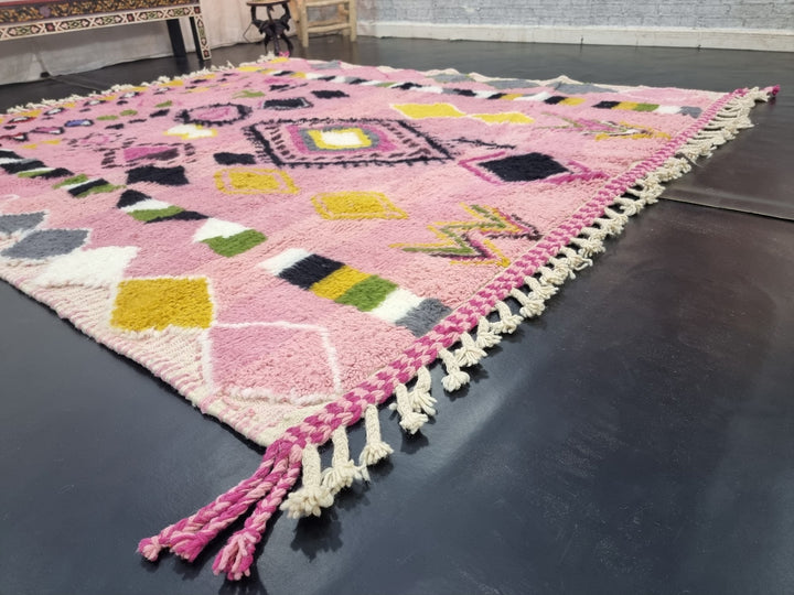 AMAZING BENIOURAIN RUG, Handmade Wool Rug, Moroccan Rug , Pink And Yellow Rug, Geometric Wool Rug, Handwoven Rug, Berber Rug, Area Rug.