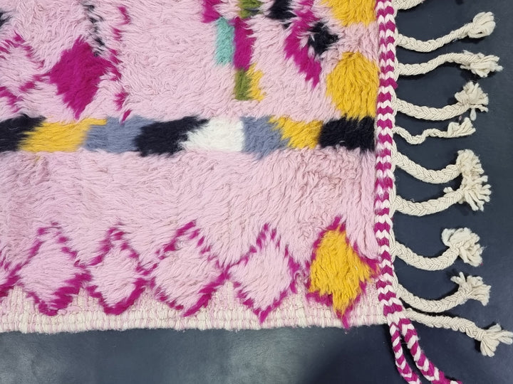 GORGEOUS BENIOURAIN RUG, Sheep Wool Rug, Moroccan Rug , Baby Pink Rug, Geometric Rug Wool Rug, Handwoven Rug, Azilal Rug, Berber Area Rug