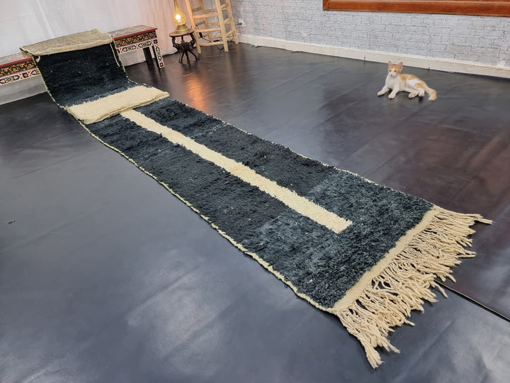 ARTISTIC BOUJAAD RUG, Moroccan Rug , Berber Rug, Abstract Rug, Black  Beige Rug, HandwovenRug, High Quality Wool Rug, Area Wool Rug