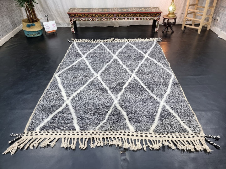 BEAUTIFUL BENIOURAIN RUG, Moroccan Rug , Sheep Wool Rug, Geometric Rug, Black  White Rug, Handmade Rug, Berber Rug, Handwoven Wool Rug