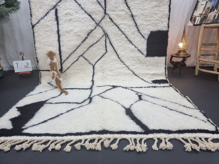 PRETTY BENIOURAIN RUG, Moroccan Handmade Rug , White  Black Rug, Abstract Rug, Berber Rug, Handmade Rug, Handwoven Wool Rug, Area Rug.