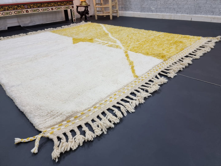 CUTE MOROCCAN RUG, Beniourain Rug , Yellow  White Rug, Geometric Rug, Handmade Rug, Azilal Rug, Handwoven Rug, Berber Rug, Area Wool Rug