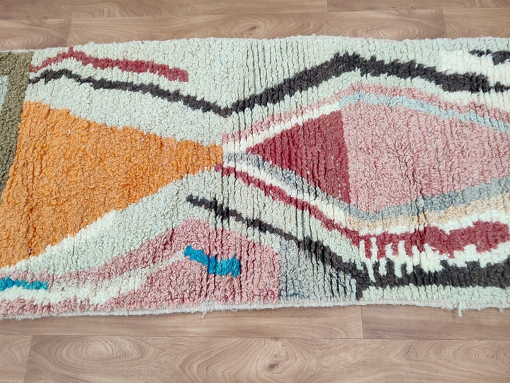 GORGEOUS MOROCCAN RUG, Handmade Runner Rug, Sheep Wool Carpet, Orange And Green Rug, Tribal Berebr Runner Rug, Abstract Boujaad Runner Rug.