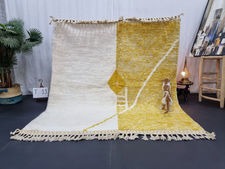 CUTE MOROCCAN RUG, Beniourain Rug , Yellow  White Rug, Geometric Rug, Handmade Rug, Azilal Rug, Handwoven Rug, Berber Rug, Area Wool Rug