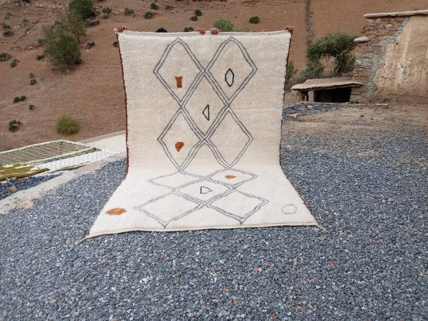 Moroccan rug, Mrirt rug, Tribal rug, Made to order rug, Beniouarain rug, Wool rug, Rugs for Kids, White berber rug, Boujad rugs