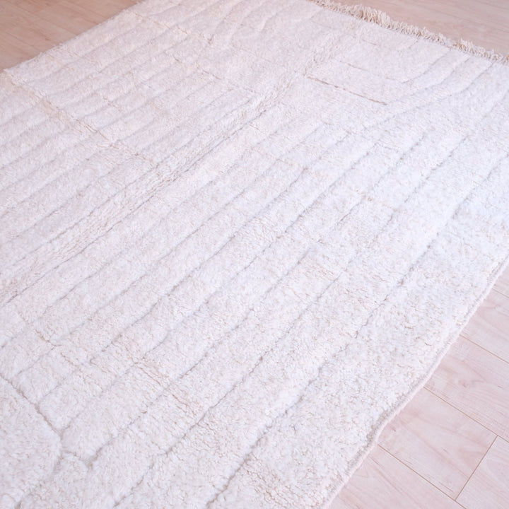 White Moroccan Rug , Authentic Beni Ourain Rug