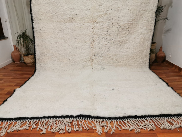 MOROCCAN HANDMADE RUG, Berber Rug, Solid Wool Rug, Beni Ourain Rug, Large Moroccan rug, White Rug, Handwoven Rug, Area Wool Rug, Azilal Rug.