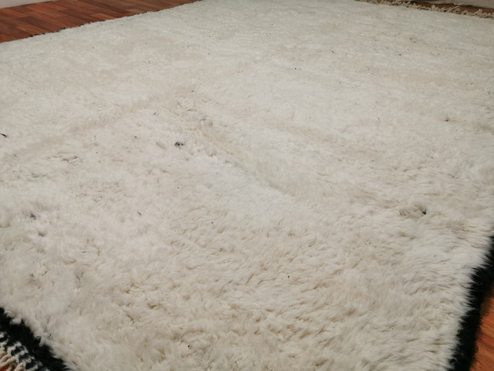 MOROCCAN HANDMADE RUG, Berber Rug, Solid Wool Rug, Beni Ourain Rug, Large Moroccan rug, White Rug, Handwoven Rug, Area Wool Rug, Azilal Rug.