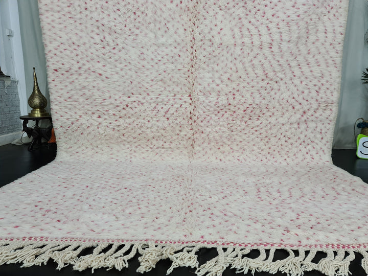 MOROCCAN HANDMADE RUG Handmade Wool Rug White and Pink Rug Berber Moroccan Rug Dotted Custom Rug Sheep Wool Rug Azilal Tribal Carpet.