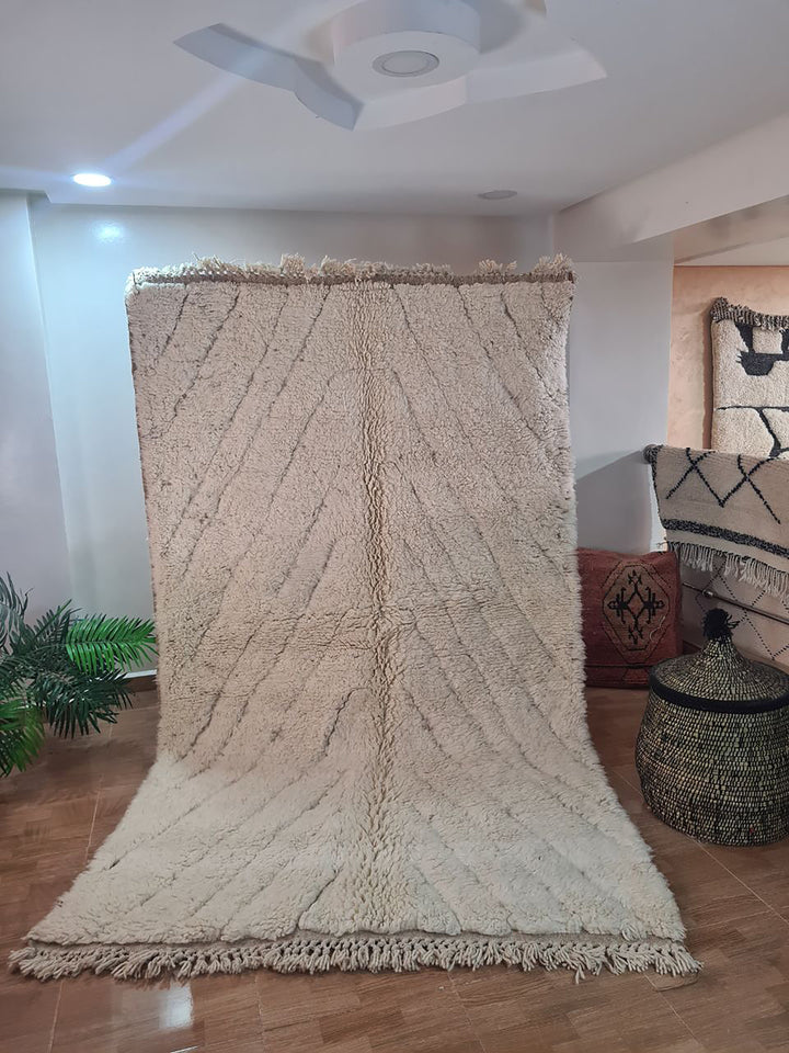 Experience Moroccan Culture with Authentic this 5x8ft Berber Rug