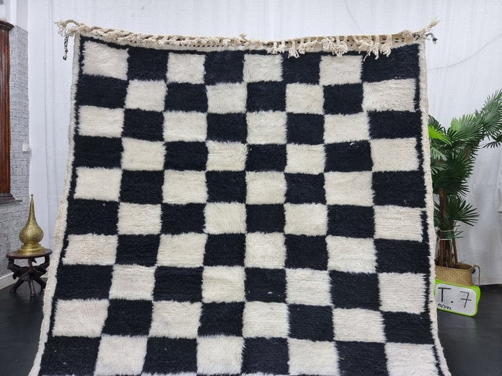 PRETTY BENIOURAIN CARPET, Moroccan Handmade Rug, Checkered Black And White Rug, Checker Rug, Handmade Wool Carpet, Azilal Rug, Handwoven Rug