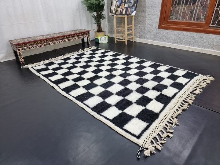 PRETTY BENIOURAIN CARPET, Moroccan Handmade Rug, Checkered Black And White Rug, Checker Rug, Handmade Wool Carpet, Azilal Rug, Handwoven Rug