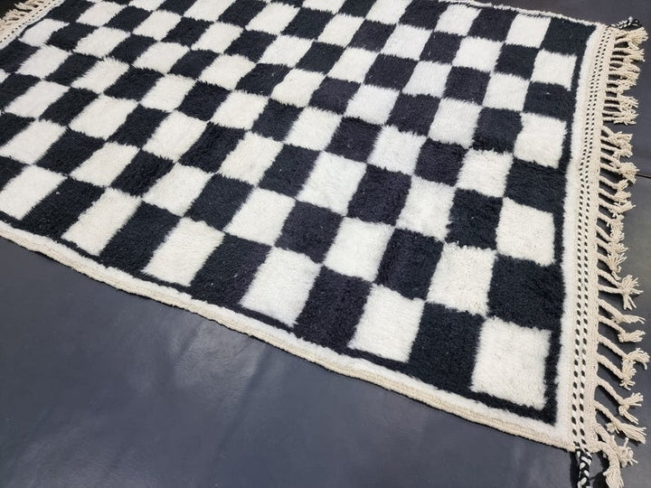 PRETTY BENIOURAIN CARPET, Moroccan Handmade Rug, Checkered Black And White Rug, Checker Rug, Handmade Wool Carpet, Azilal Rug, Handwoven Rug