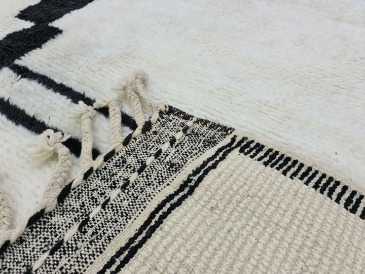 PRETTY BENIOURAIN CARPET, Moroccan Handmade Rug, White And Black Rug, Abstract Rug, Handmade Wool Carpet, Azilal Berber Rug, Handwoven Rug