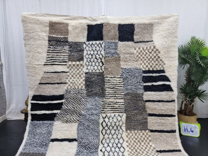 PRETTY MOROCCAN RUG,Beige, Gray And Black Rug, Beni Ourain Rug, Berber Wool Rug, Handwoven Abstract Rug, Azilal Carpet, Beniourain Wool Rug.