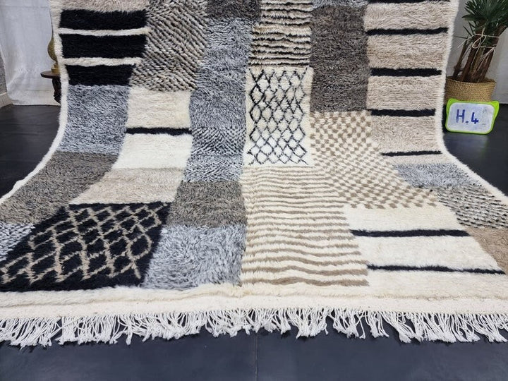 PRETTY MOROCCAN RUG,Beige, Gray And Black Rug, Beni Ourain Rug, Berber Wool Rug, Handwoven Abstract Rug, Azilal Carpet, Beniourain Wool Rug.