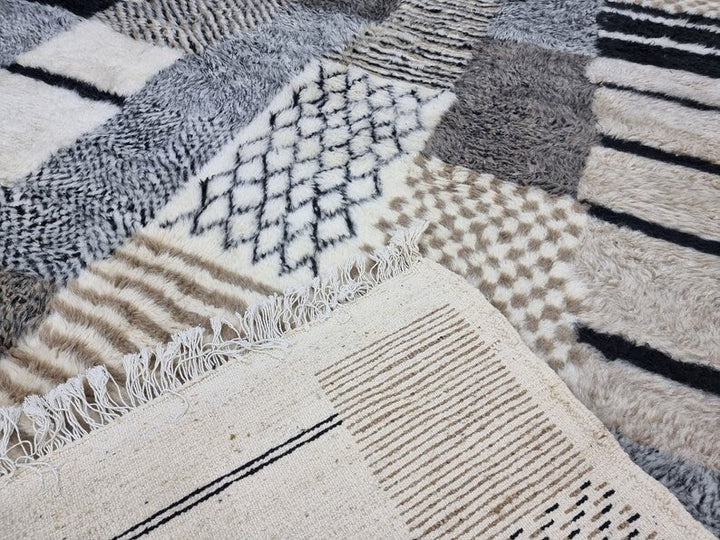 PRETTY MOROCCAN RUG,Beige, Gray And Black Rug, Beni Ourain Rug, Berber Wool Rug, Handwoven Abstract Rug, Azilal Carpet, Beniourain Wool Rug.