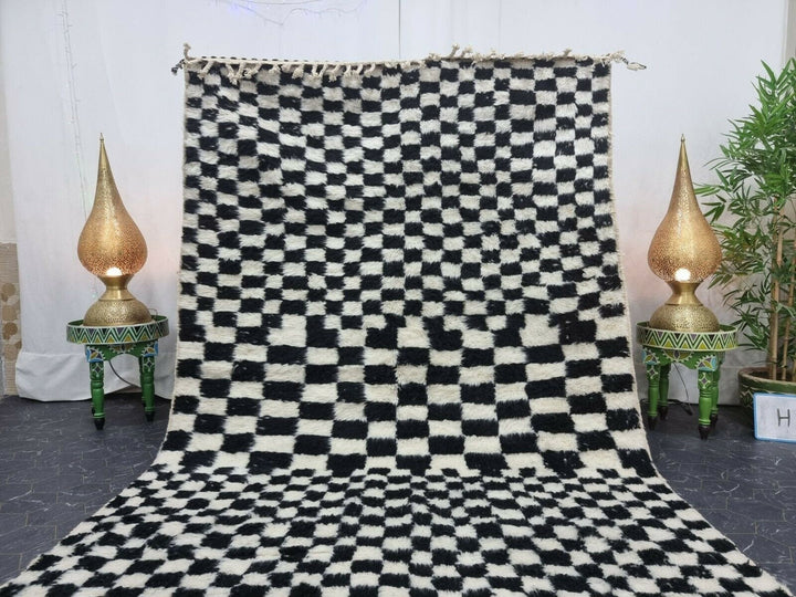 STUNNING BENIOURAIN RUG, Handmade Wool Rug, Moroccan Rug, Checkered Black And White Rug, Sheep Wool Rug, Handwoven Rug,Azilal Rug,Berber Rug