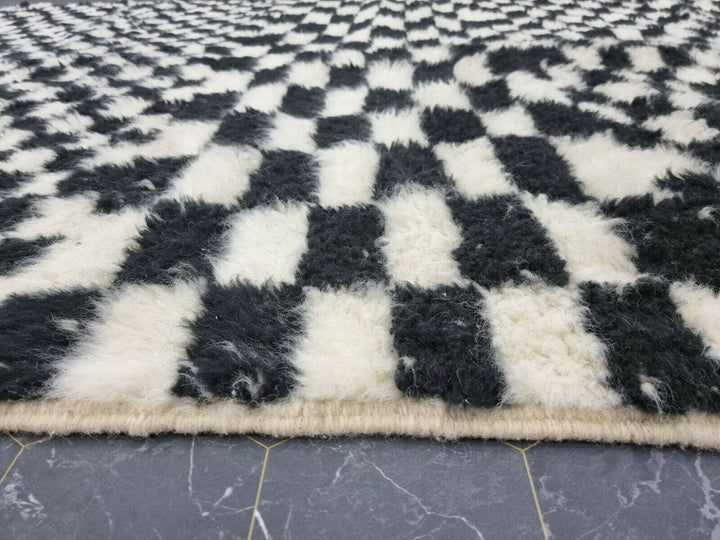 STUNNING BENIOURAIN RUG, Handmade Wool Rug, Moroccan Rug, Checkered Black And White Rug, Sheep Wool Rug, Handwoven Rug,Azilal Rug,Berber Rug