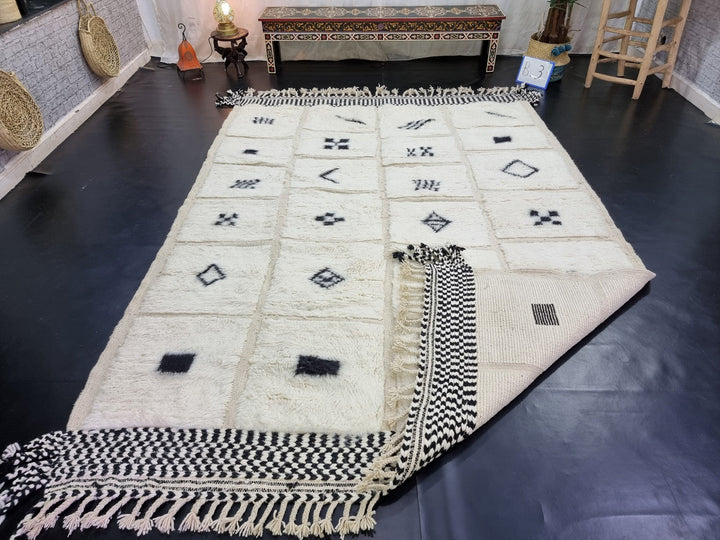 UNIQUE BENIOURAIN RUG, Abstract Rug, Berber Symbols Rug, Handmade Rug, Moroccan Rug, Azilal Rug, Bohemian Rug, Area Rug, Berber Handmade Rug