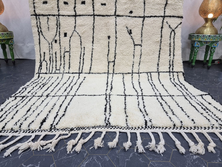 WONDERFUL BENIOURAIN CARPET, Moroccan Handmade Rug, White and Black Rug, Abstract Rug, Handmade Wool Rug, Azilal Berber Rug, Handwoven Rug