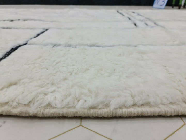 WONDERFUL BENIOURAIN CARPET,Moroccan Handmade Rug, White And Black Rug, Abstract Rug, Handmade Wool Carpet, Azilal Berber Rug, Handwoven Rug